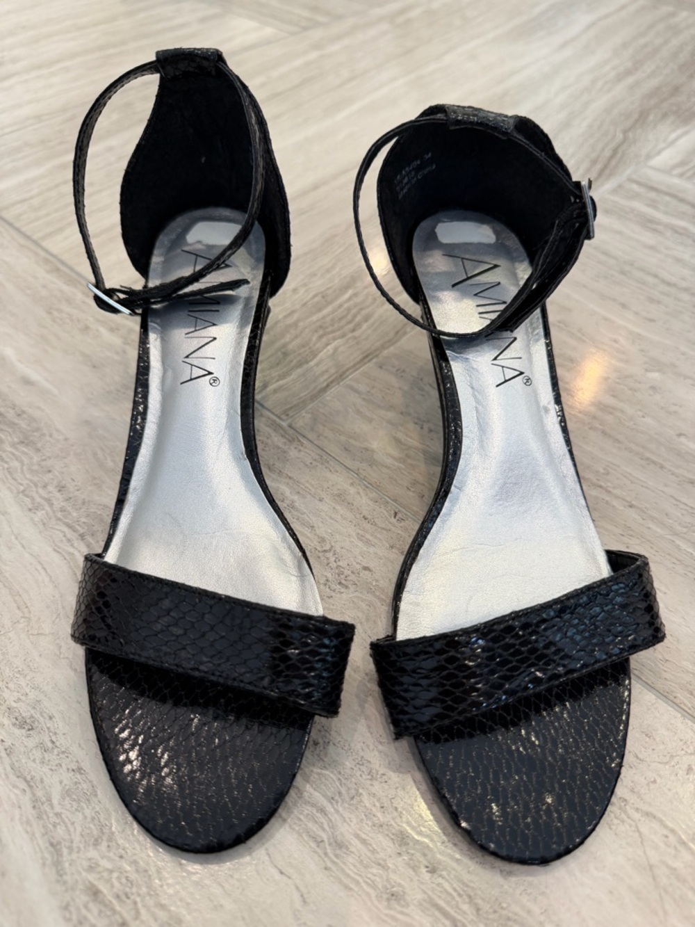 Girls Black Ankle-Strap Sandals Dress Shoes Black Croc Strappy Size 34